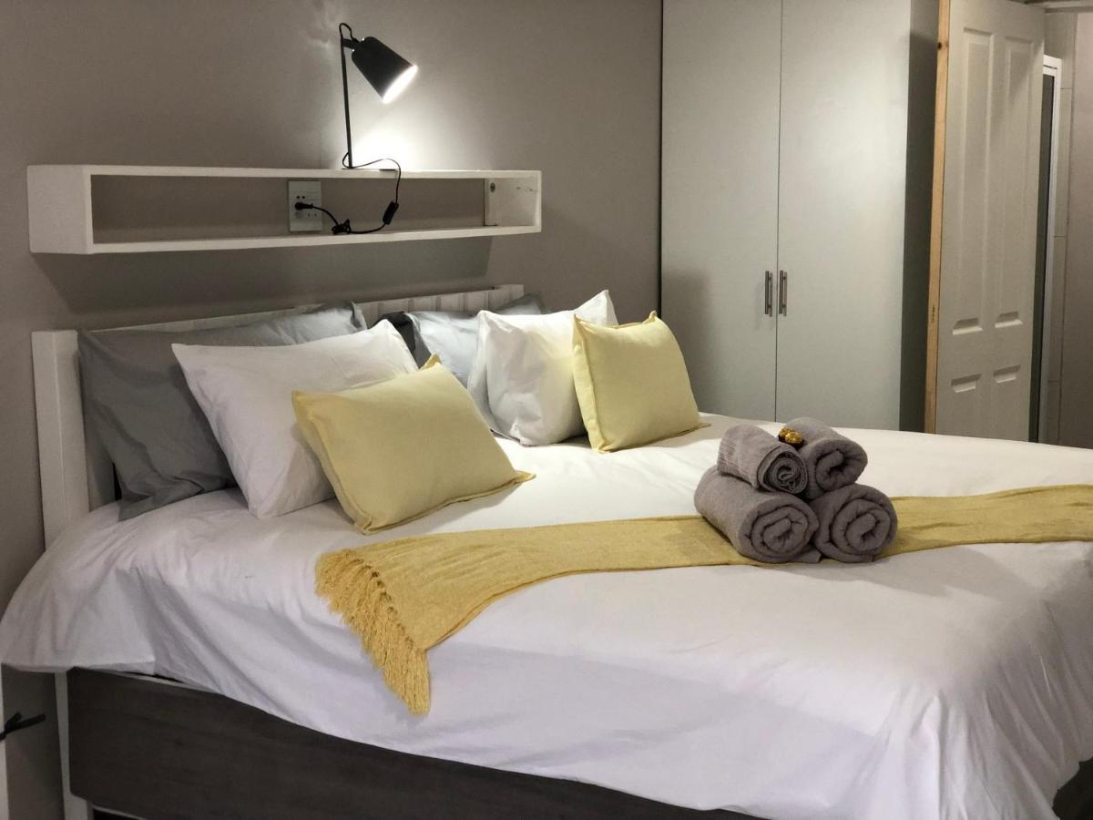 Second Best Accommodation 东伦敦 外观 照片