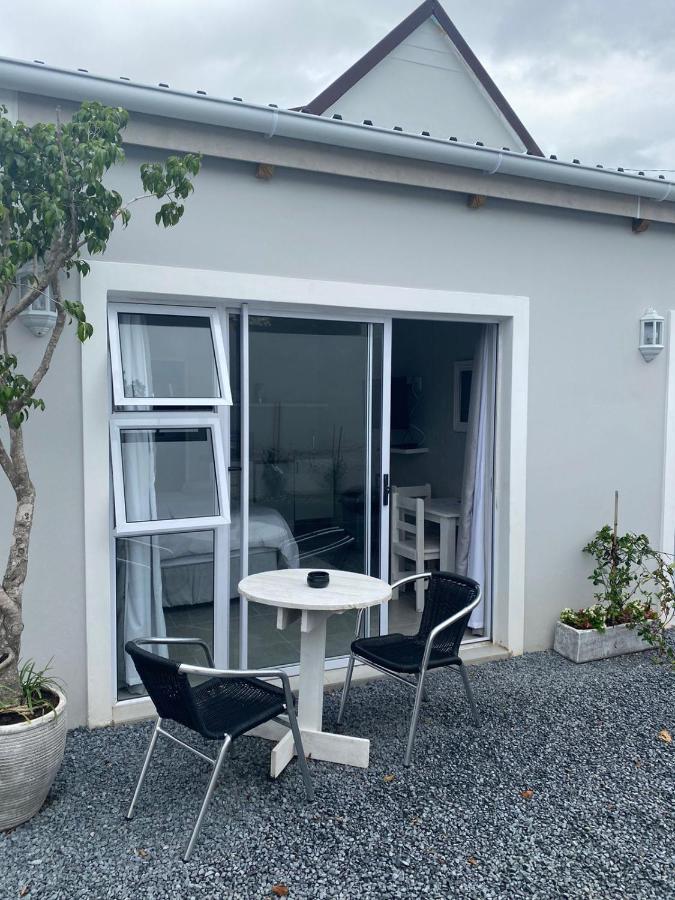 Second Best Accommodation 东伦敦 外观 照片