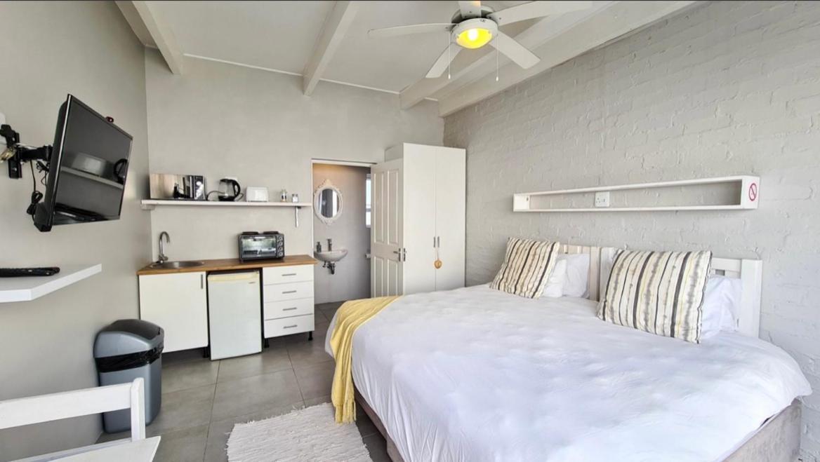 Second Best Accommodation 东伦敦 外观 照片